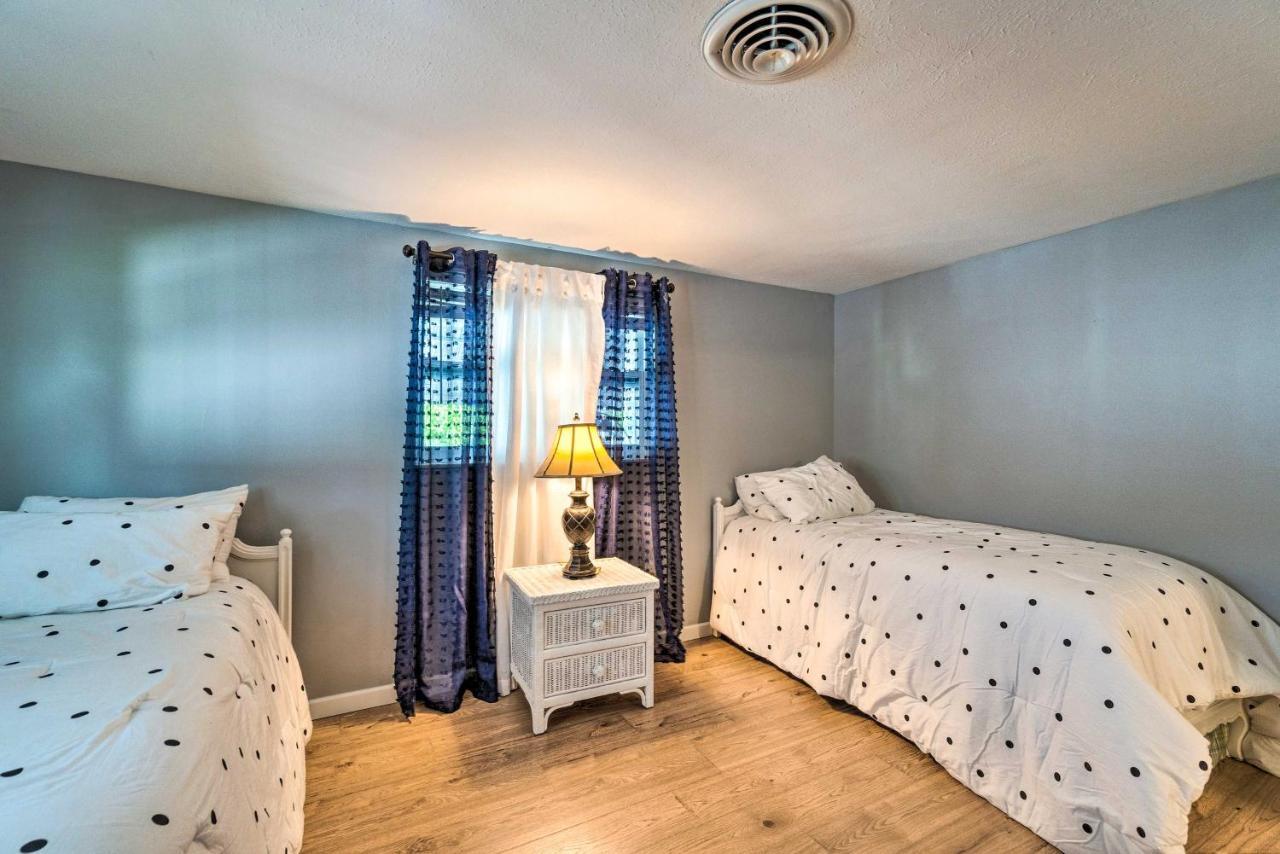 Peaceful Venice Villa With Patio - 2 Miles To Beach! Екстер'єр фото